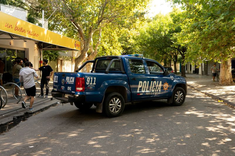 Der Tatort in Rosario: Unbekannte Angreifer haben 14 Schüsse auf den Supermarkt des Schwiegervaters von Lionel Messi abgefeuert.