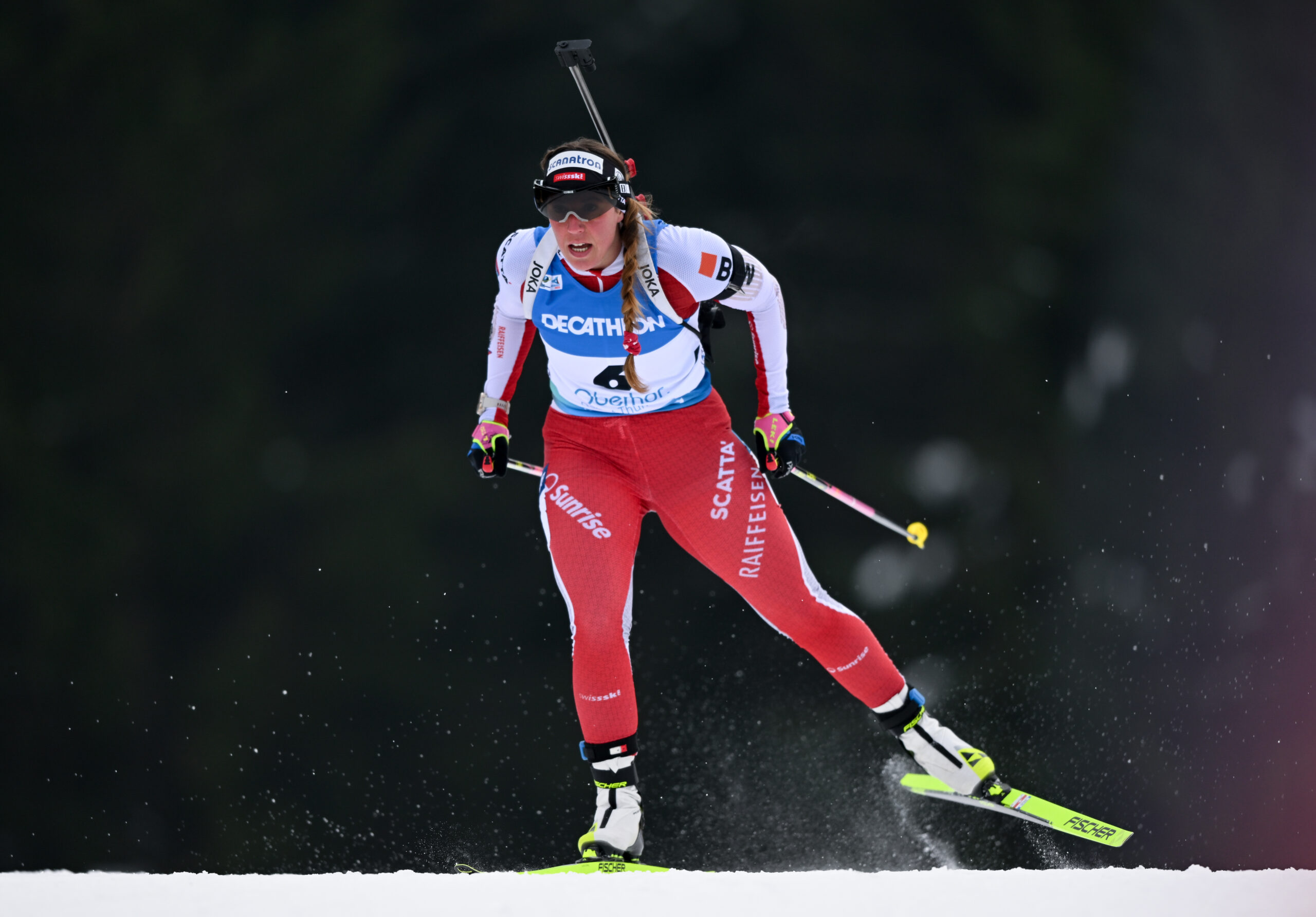 Lena Häcki-Groß beim Biathlon
