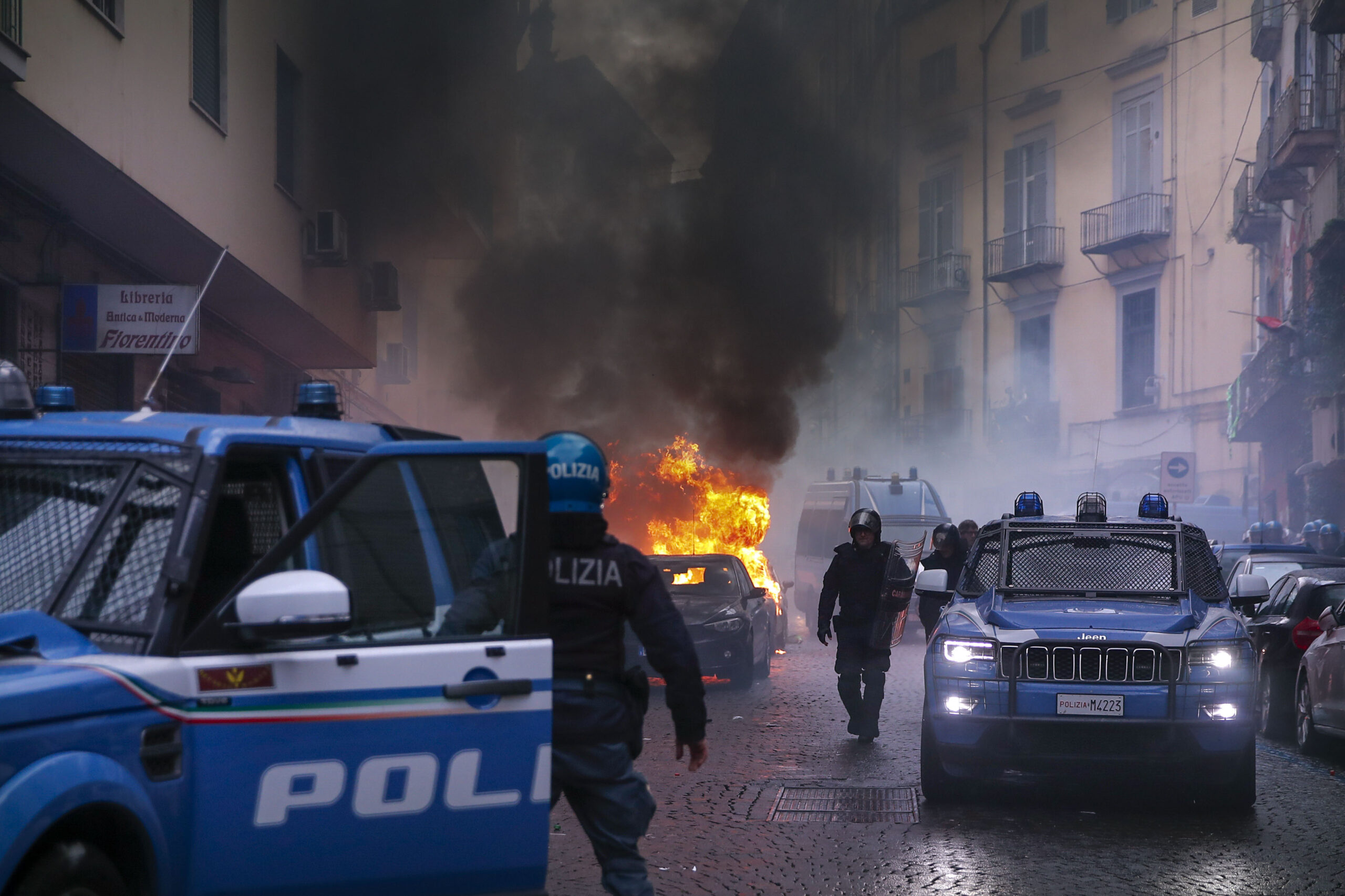 Gewalt auf Neapels Straßen