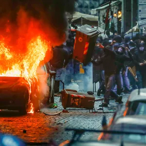 Krawalle in Neapels Straßen nach Champions-League-Partie gegen Eintracht Frankfurt