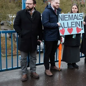 Rund 3300 Zeugen Jehovas versammelten sich am Samstag in der Sporthalle Hamburg zu einer Gendenkfeier.