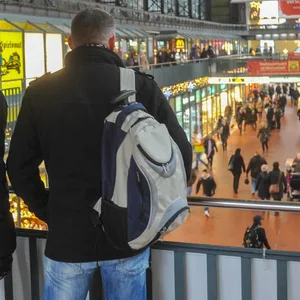 Bundespolizei nimmt Taschendiebe auf frischer Tat im Hauptbahnhof fest