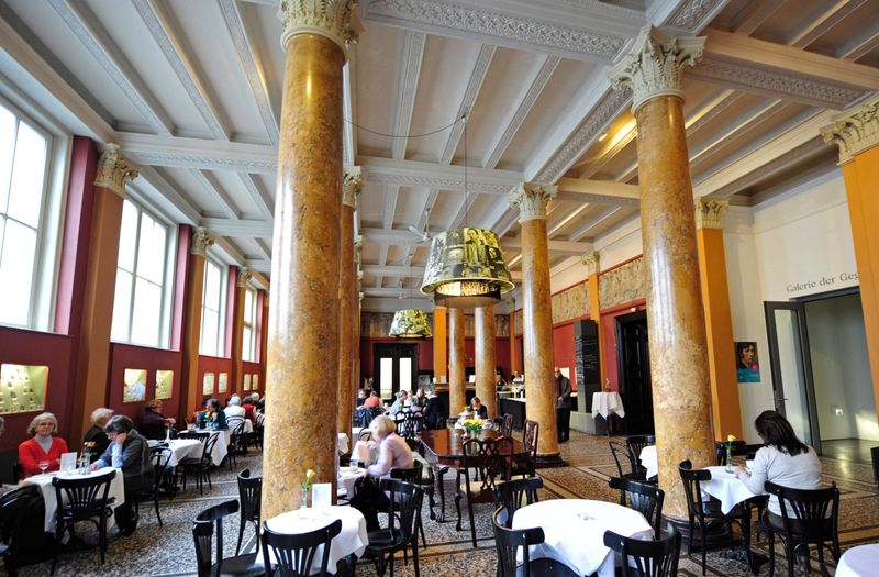 Speisen zwischen Marmorsäulen: das „Café Liebermann“ in der Kunsthalle