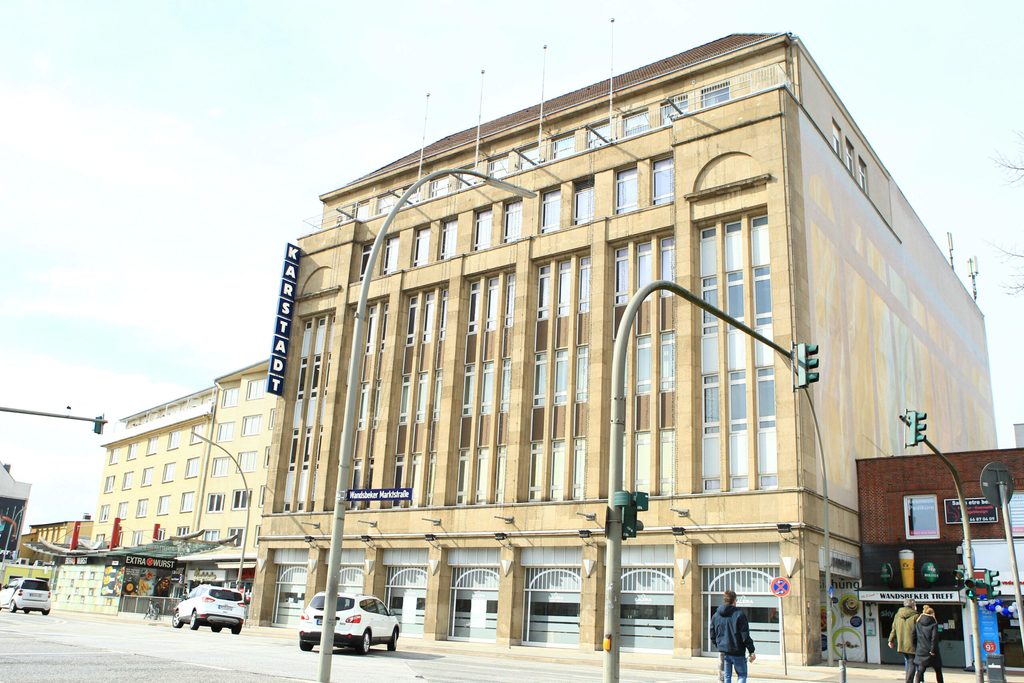 2020 wurde sie noch gerettet, jetzt soll sie doch schon in wenigen Monaten schließen: die Karstadt-Filiale in Wandsbek