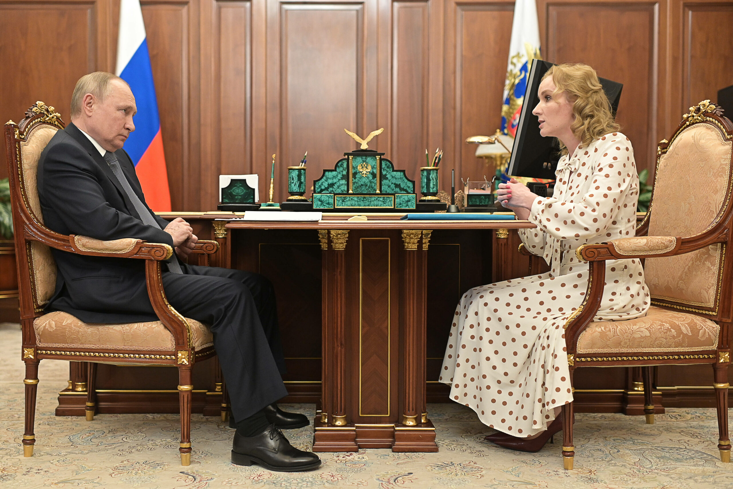 Wladimir Putin im Gespräch Maria Lwowa-Belowa