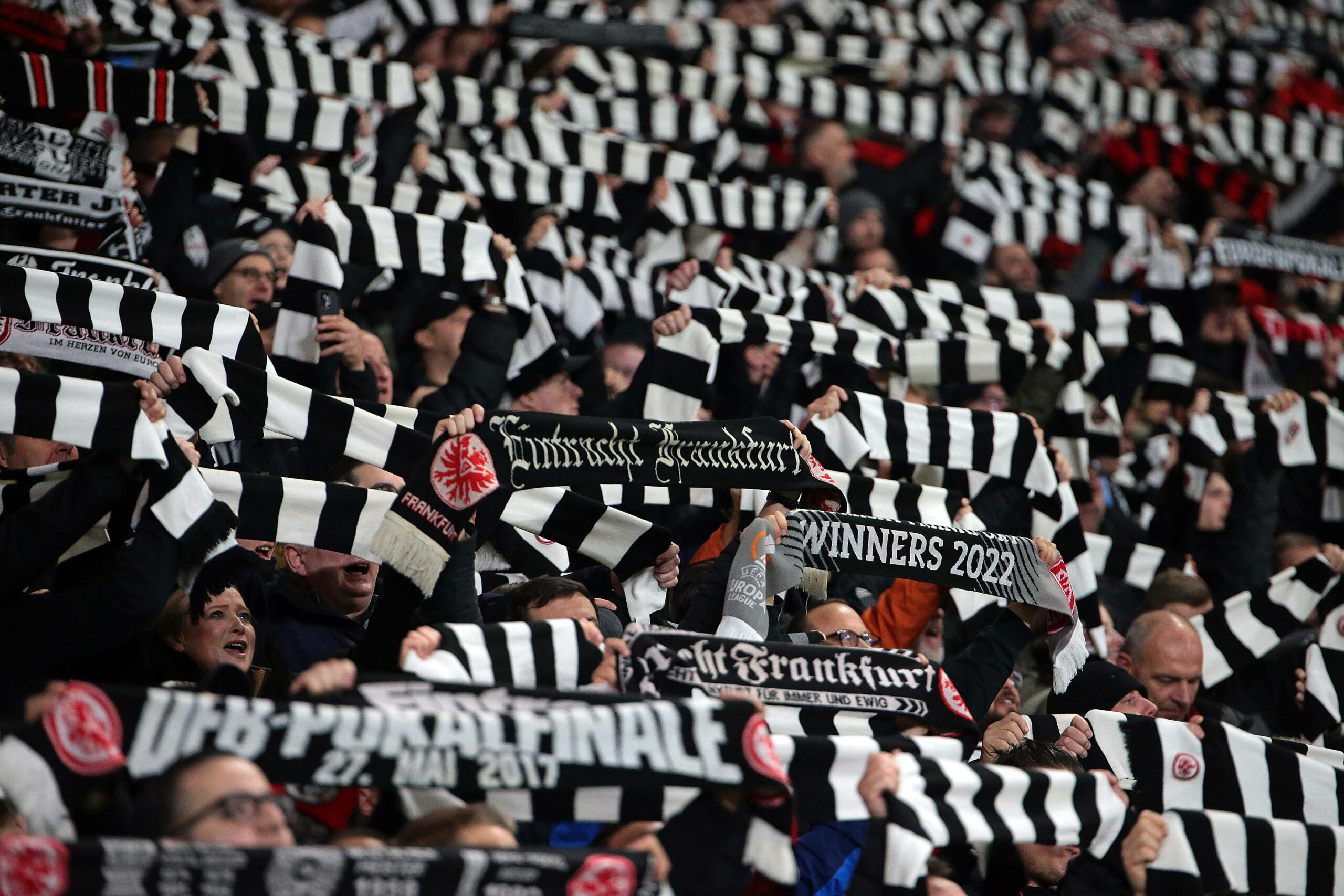 Fans von Eintracht Frankfurt (Symbolbild).
