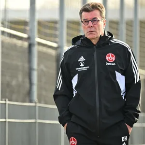 Dieter Hecking beim Training beim 1. FC Nürnberg.