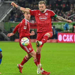 Andre Hoffmann im Düsseldorfer Spiel gegen Eintracht Braunschweig