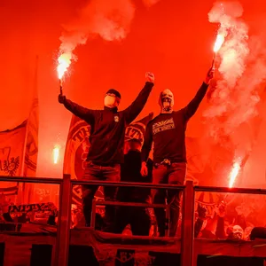 Dortmunder Fans zündeln Pyrotechnik