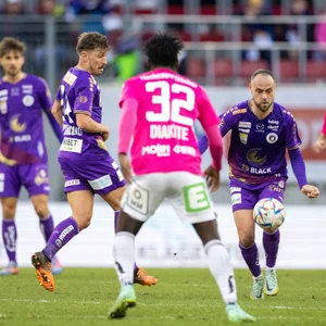 Rico Benatelli im Trikot von Austria Klagenfurt