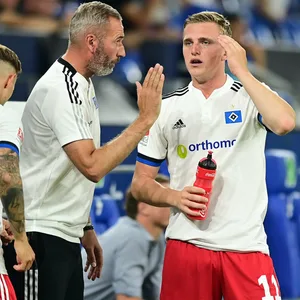 Tim Walter macht Mikkel Kaufmann eine Ansage