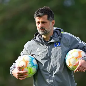 Filip Tapalovic arbeitet seit 2021 beim HSV im Trainerstab von Tim Walter.