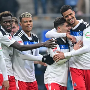 HSV-Profis jubeln