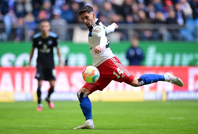 Mittelfeldkämpfer Ludovit Reis erzielte schon sieben HSV-Tore in dieser Saison.