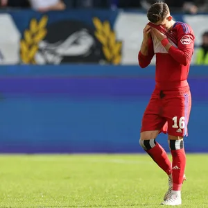 Javi Montero nach seinem Platzverweis in Karlsruhe