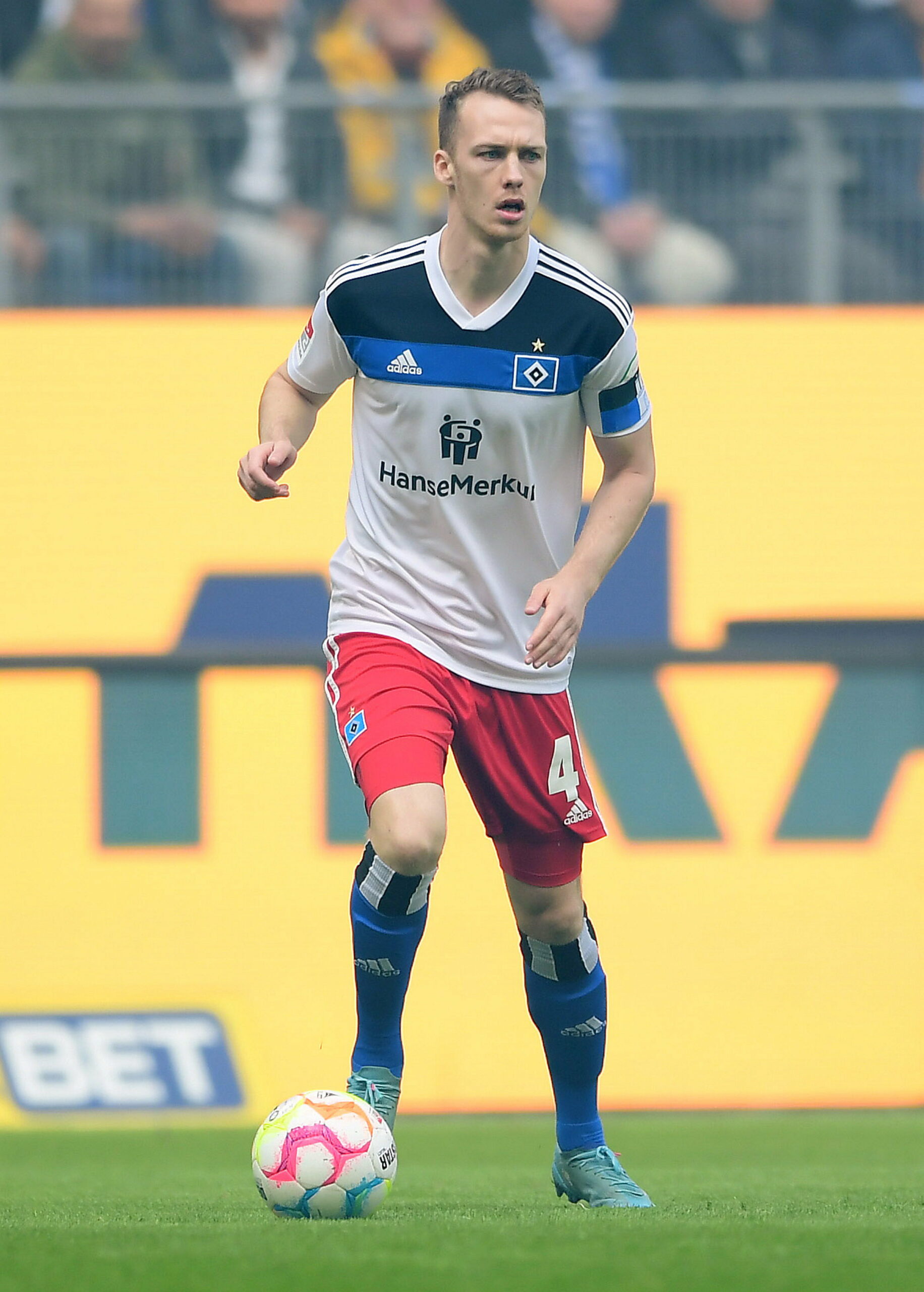Sebastian Schonlau feierte beim 0:0 gegen Kiel ein starkes Comeback auf dem Platz