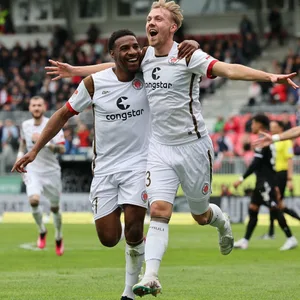 Afolayan, Daschner, St. Pauli