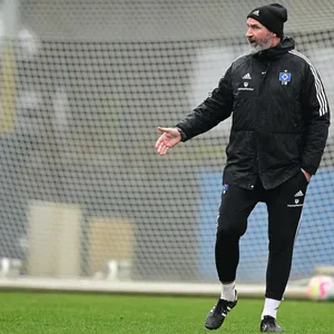 Tim Walter im Training