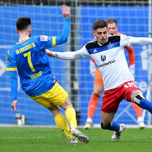 Javi Montero im Testspiel gegen Eintracht Braunschweig