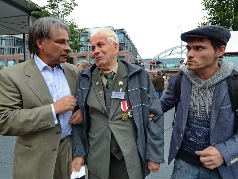 2012: Ein polnischer Gast wird mit Reizgas angegriffen