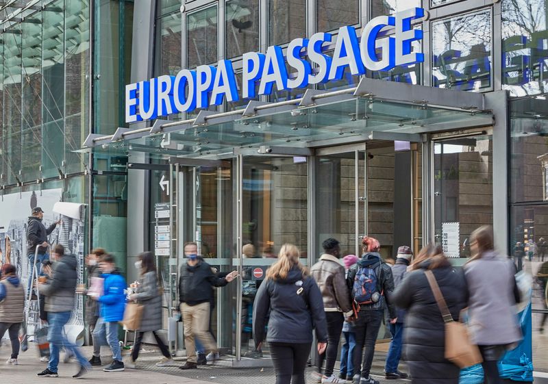 Die Europapassage scheint vom Laden-Domino noch nicht so sehr betroffen wie viele andere Bereiche in Hamburg.