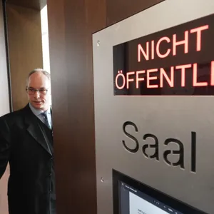 Ein Rechtspfleger bei der Arbeit