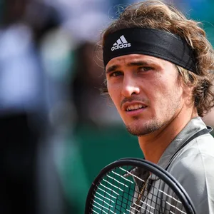 Alexander Zverev guckt verägert