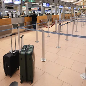 Leere Hallen im Hamburger Flughafen am Freitag
