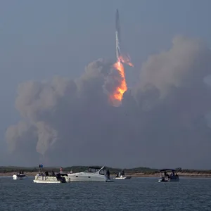 Das SpaceX- Raumschiff „Starship“ startete am Donnerstag aus Boca Chica, Texas – der Testflug endete allerdings deutlich früher als geplant.