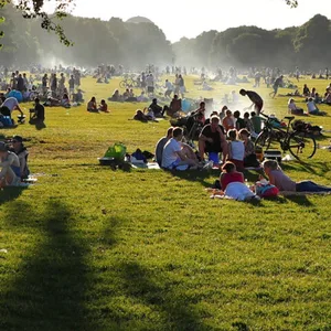 Unachtsam entsorgte Grillkohle sorgt für Feuerwehreinsätze im Stadtpark