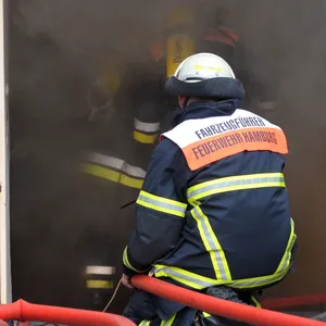 Feuer in Alsterdorf – rund 40 retter im Einsatz