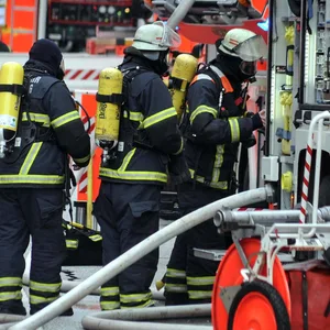 Wohnungsbrand in Cranz – rund 30 Retter im Einsatz