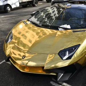 Golden beklebter Lamborghini (Symbolbild).