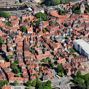 Ein Blick über die Altstadt von Stade. (Archivbild)