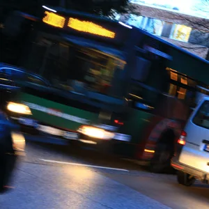 Der Bus wurde nach dem Vorfall für Untersuchungen sichergestellt (Symbolfoto).