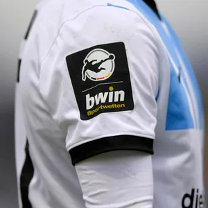 Ärmelsponsor „bwin“