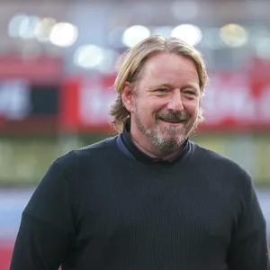 Sven Mislintat lächelt