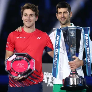 Casper Ruud und Novak Djokovic