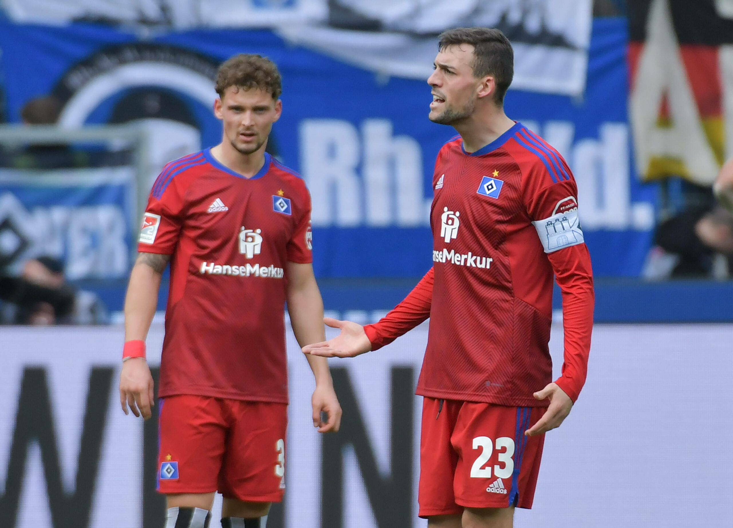 Moritz Heyer (l.) und Jonas Meffert fehlten dem HSV in Kaiserslautern.
