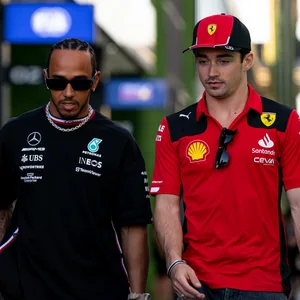 Lewis Hamilton und Charles Leclerc