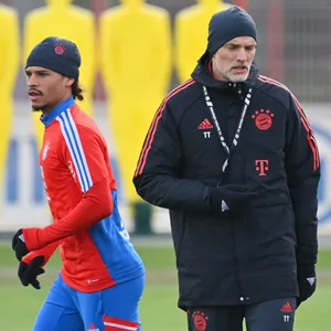 Leroy Sané und Thomas Tuchel im Training des FC Bayern