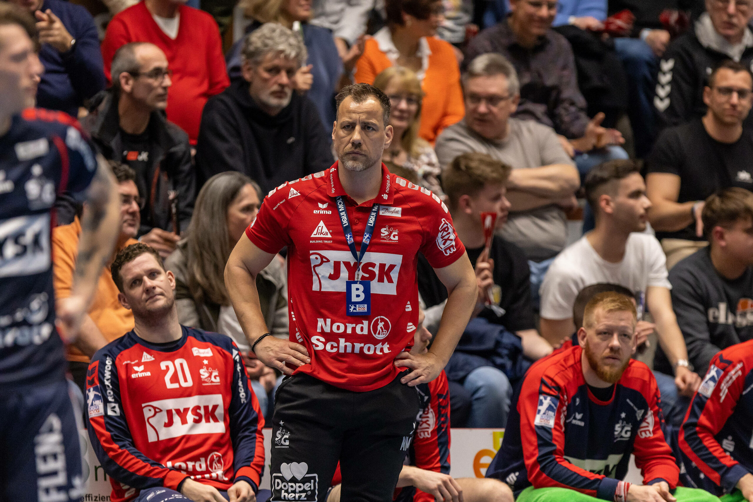 Maik Machulla, Trainer der SG Flensburg-Handewitt, ist enttäuscht nach Niederlage gegen die Rhein-Neckar Löwen.