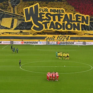 Choreografie der BVB-Fans „Für immer Westfalenstadion“