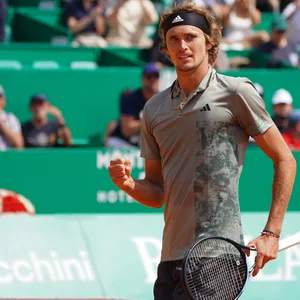 Alexander Zverev jubelt.