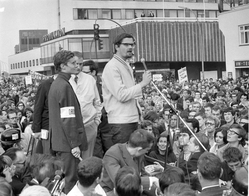 1968