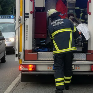 Entstehungsbrand in Küche – Bewohner im letzten Moment gerettet