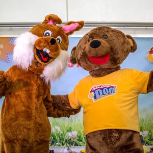 Osterhase und Dom-Bär Bummel