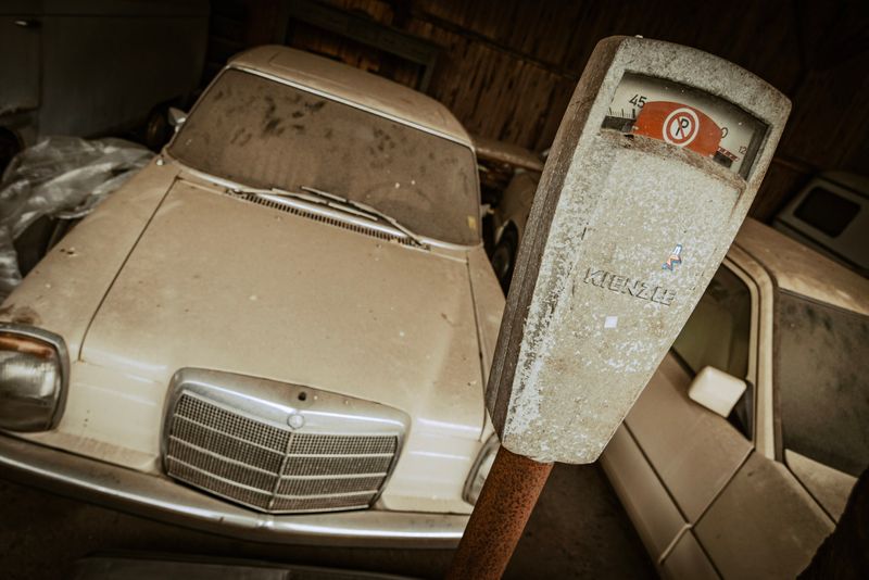 Die Uhr für diesen etwa 50 Jahre alten Mercedes „/8“ ist endgültig abgelaufen.