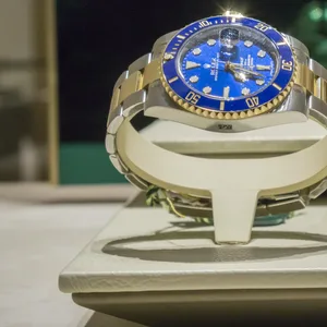 Begehrte Luxusobjekte: Rolex-Uhren in einem Schaufenster.