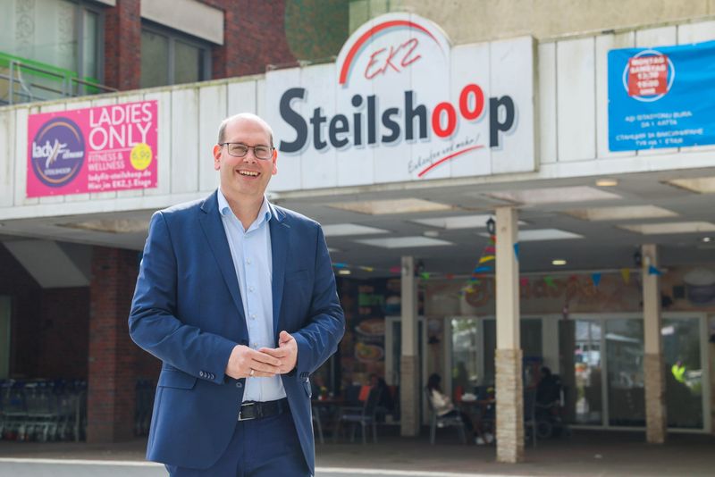Mike Hemmerich (44) ist Geschäftsführer des EKZ Steilshoop und hat große Pläne.